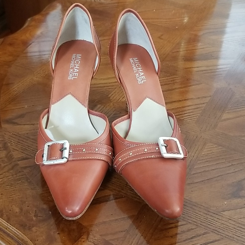 New Michael Kors Kitten Heels